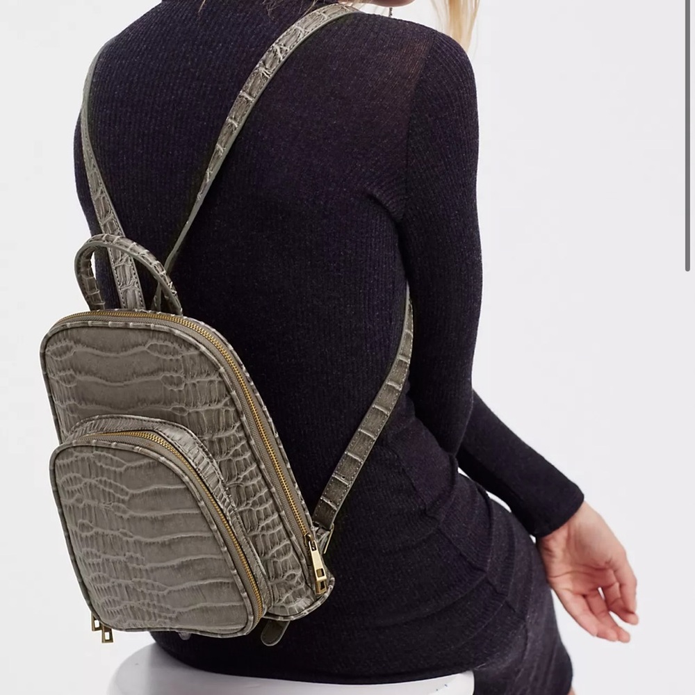 FP Deville Backpack - Picture 8 of 13